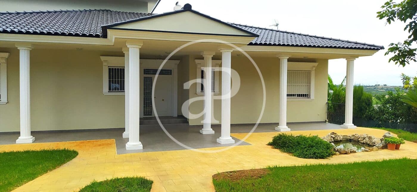 4 soveværelse Villa til leje i Picassent - € 3.100 (Ref: 9149638)