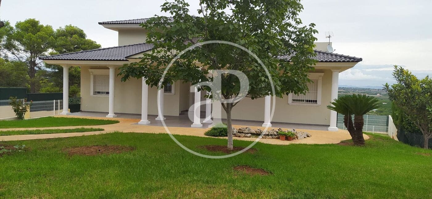 4 soveværelse Villa til leje i Picassent - € 3.100 (Ref: 9149638)