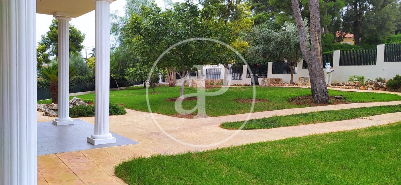 4 soveværelse Villa til leje i Picassent - € 3.100 (Ref: 9149638)