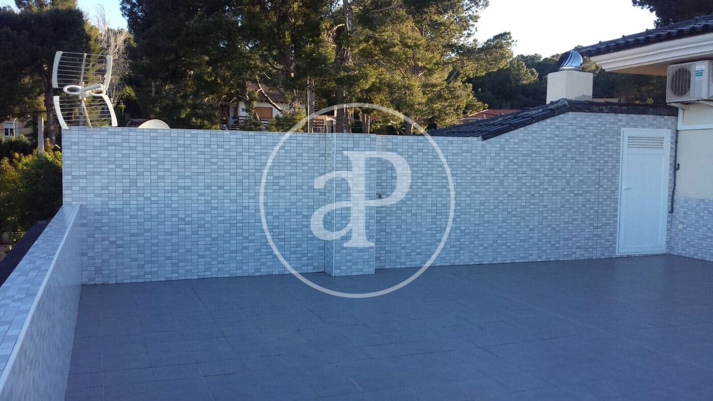 4 soveværelse Villa til leje i Picassent - € 3.100 (Ref: 9149638)