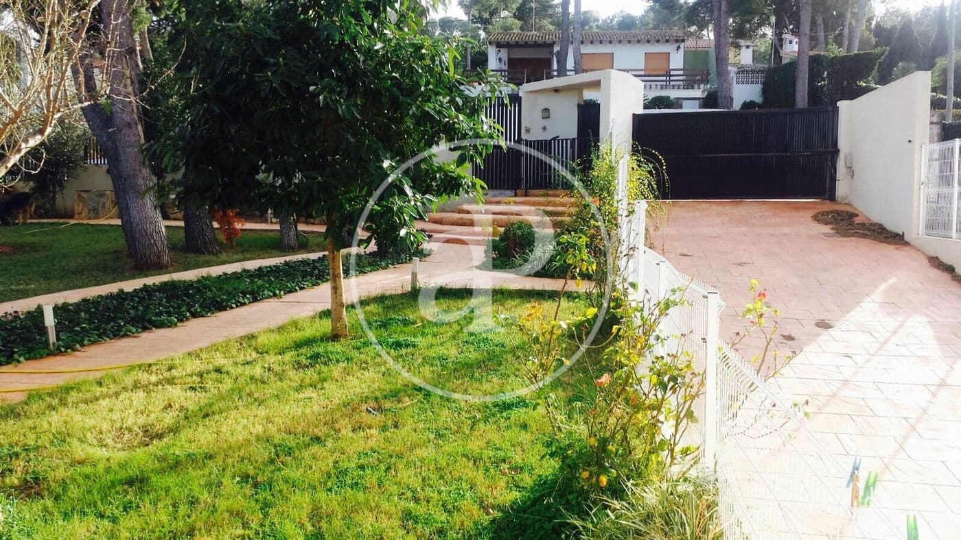 4 soveværelse Villa til leje i Picassent - € 3.100 (Ref: 9149638)