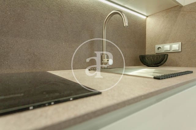 1 bedroom Apartment for rent in Sant Francesc, Valencia city - € 1,800 (Ref: 9154360)