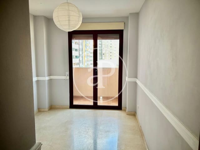 3 soveværelse Lejlighed til leje i Ciutat de les Arts i de les Ciencies, Valencia by med swimmingpool - € 1.500 (Ref: 9154362)