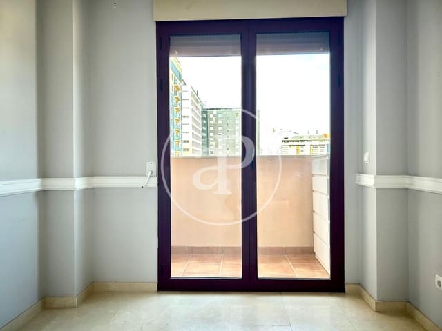 3 soveværelse Lejlighed til leje i Ciutat de les Arts i de les Ciencies, Valencia by med swimmingpool - € 1.500 (Ref: 9154362)