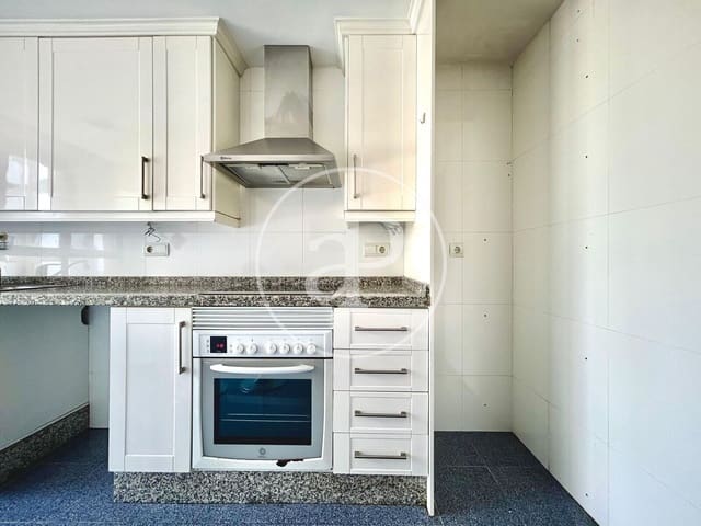 3 soveværelse Lejlighed til leje i Ciutat de les Arts i de les Ciencies, Valencia by med swimmingpool - € 1.500 (Ref: 9154362)