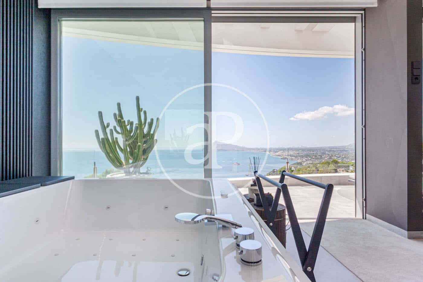 5 Zimmer Villa zu verkaufen in Altea mit Pool - 3.600.000 € (Ref: 9159707)