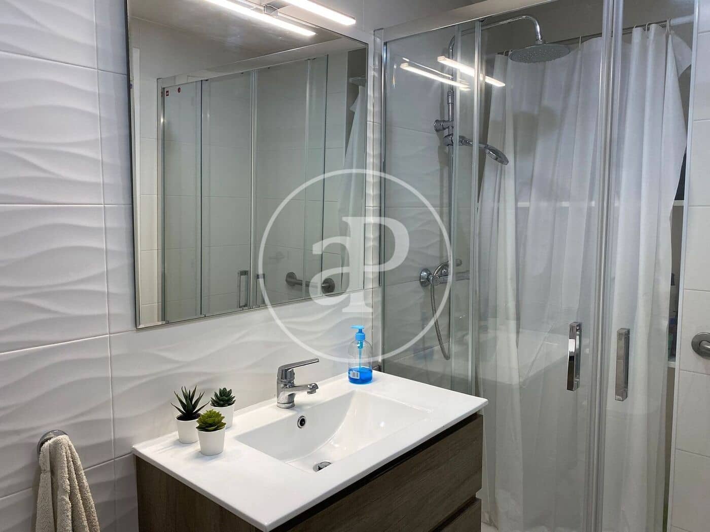 2 soverom Leilighet til leie i Benicassim med svømmebasseng - € 650 (Ref: 9161272)