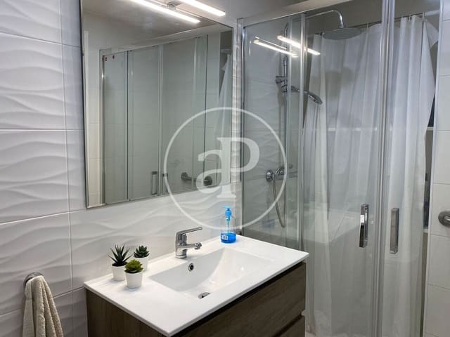 2 Zimmer Apartment zu vermieten in Benicàssim mit Pool - 650 € (Ref: 9161272)