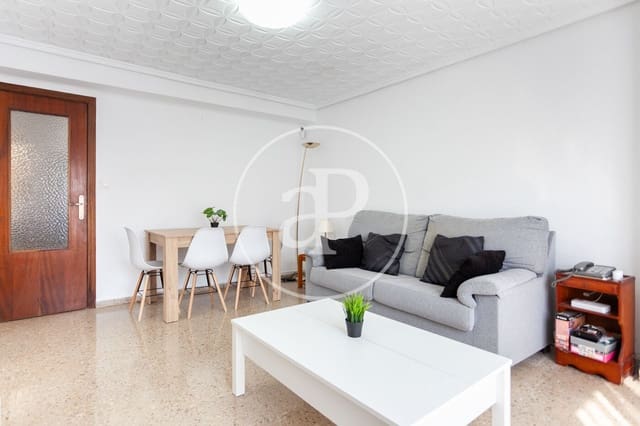 4 soveværelse Lejlighed til leje i Benicalap, Valencia by - € 1.350 (Ref: 9162472)