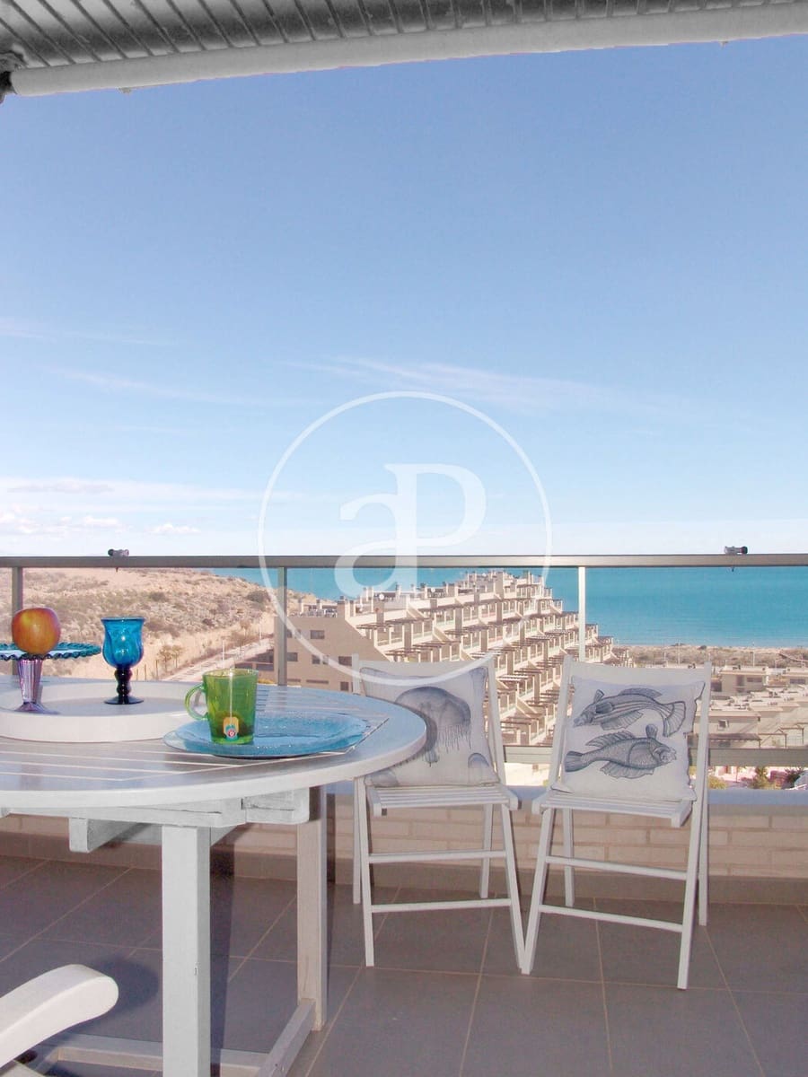 2 soveværelse Lejlighed til salg i Arenales del Sol med swimmingpool - € 365.000 (Ref: 9164029)