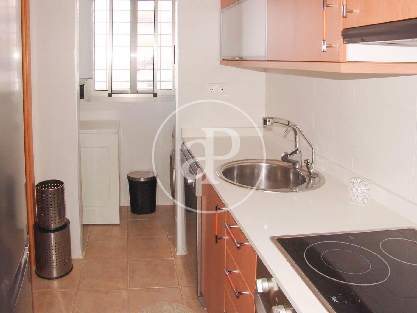 2 soveværelse Lejlighed til salg i Arenales del Sol med swimmingpool - € 365.000 (Ref: 9164029)