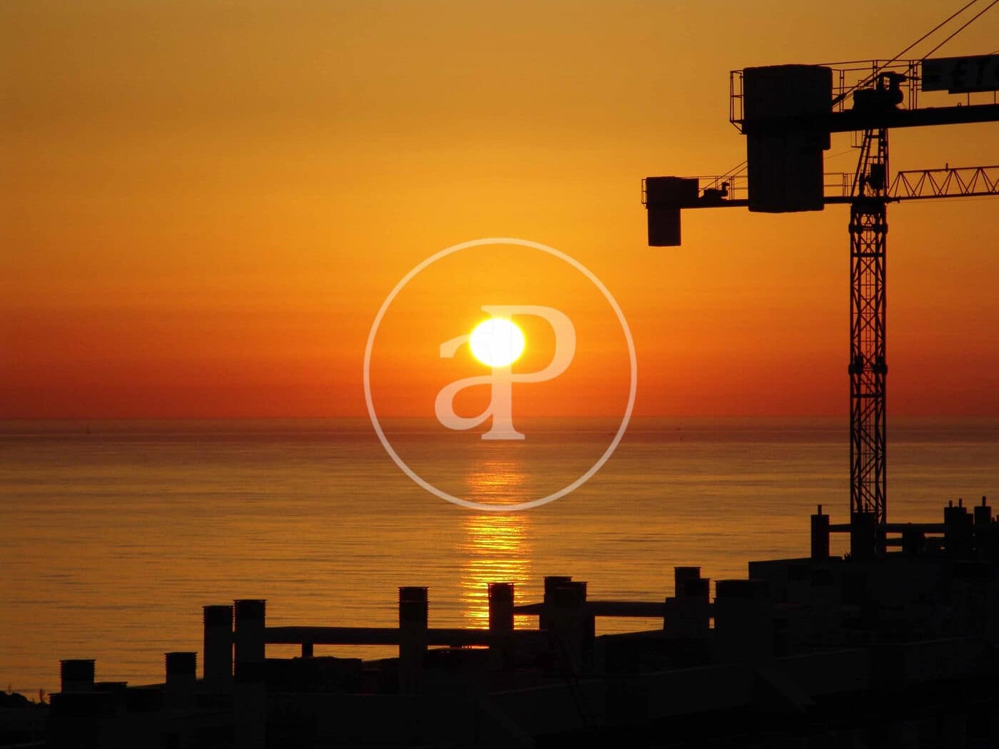 2 soveværelse Lejlighed til salg i Arenales del Sol med swimmingpool - € 365.000 (Ref: 9164029)