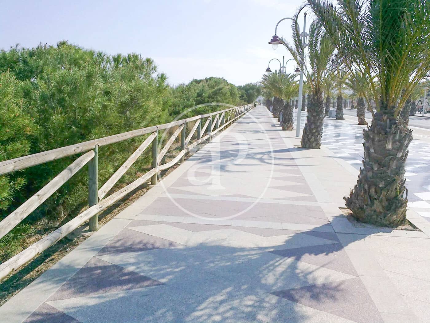 2 soveværelse Lejlighed til salg i Arenales del Sol med swimmingpool - € 365.000 (Ref: 9164029)