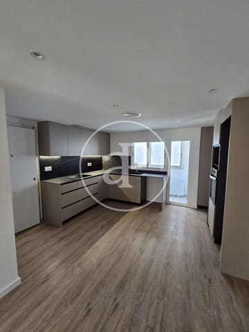 3 soveværelse Lejlighed til leje i La Roqueta, Valencia by - € 2.200 (Ref: 9166016)