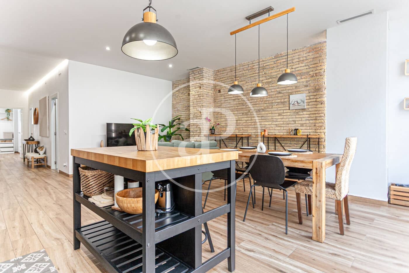 2 soverom Leilighet til leie i Valencia by - € 2 000 (Ref: 9166017)