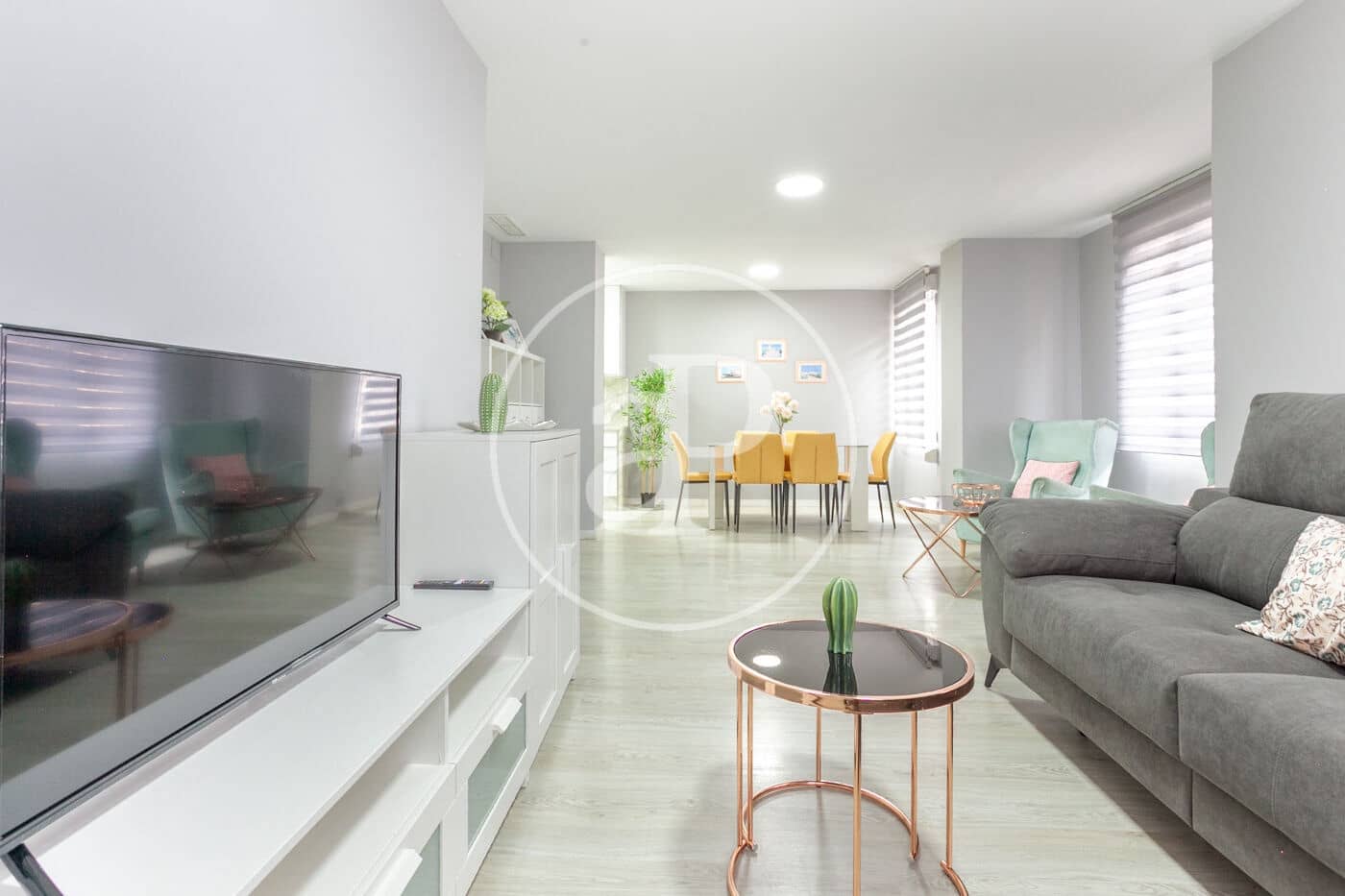 4 bedroom Apartment for rent in Valencia city - € 1,900 (Ref: 9169749)