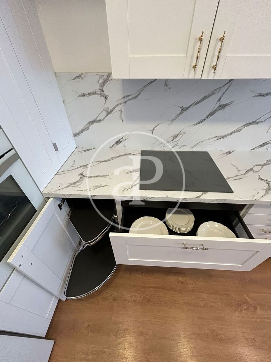 2 quarto Apartamento para arrendar em Valencia cidade - 1 500 € (Ref: 9174943)