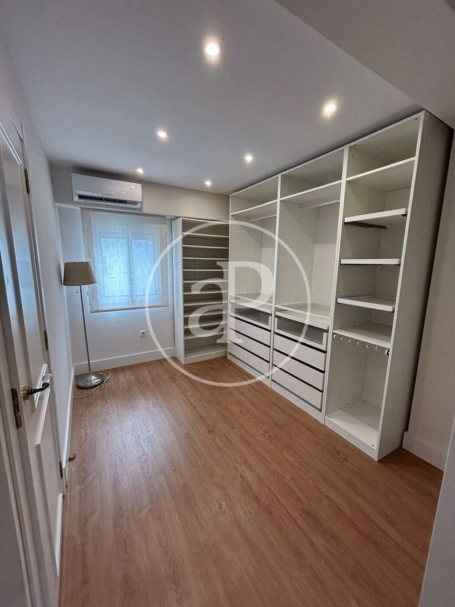 2 quarto Apartamento para arrendar em Valencia cidade - 1 500 € (Ref: 9174943)