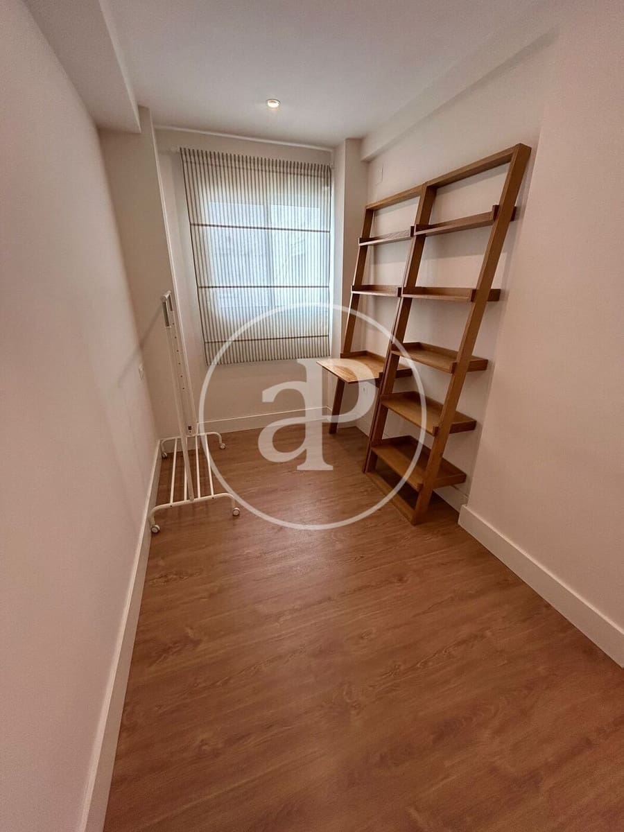 2 quarto Apartamento para arrendar em Valencia cidade - 1 500 € (Ref: 9174943)