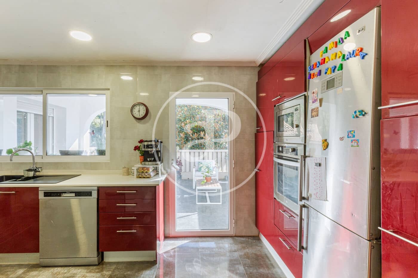 4 slaapkamer Villa te koop in Calicanto met zwembad - € 360.000 (Ref: 9176618)