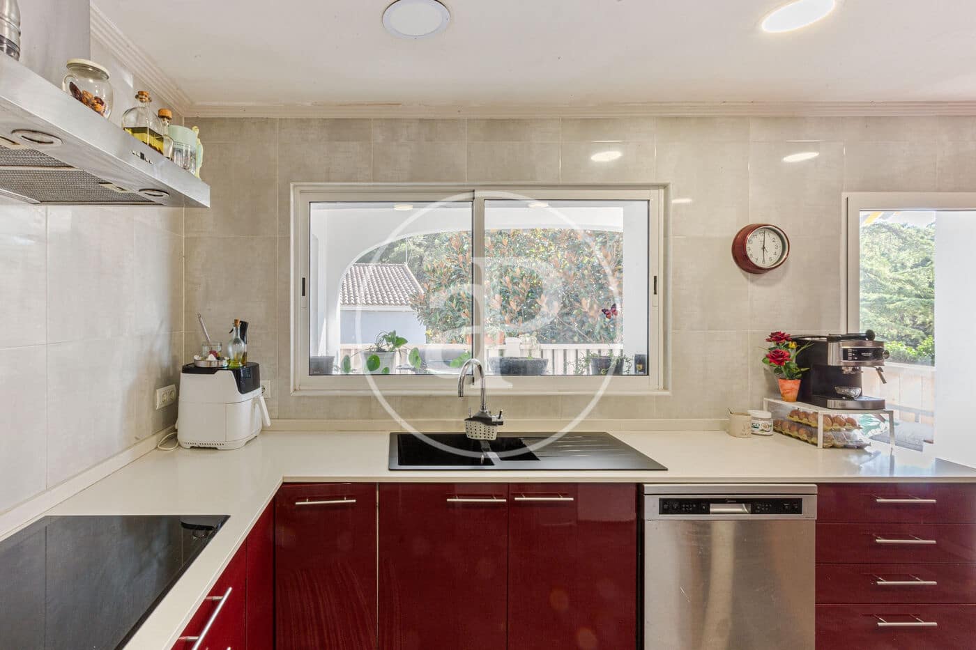 4 slaapkamer Villa te koop in Calicanto met zwembad - € 360.000 (Ref: 9176618)