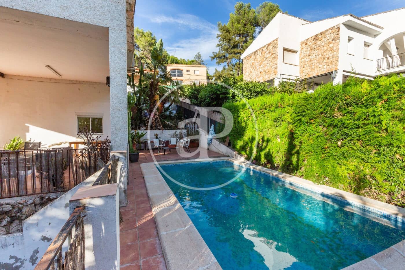 4 slaapkamer Villa te koop in Calicanto met zwembad - € 360.000 (Ref: 9176618)