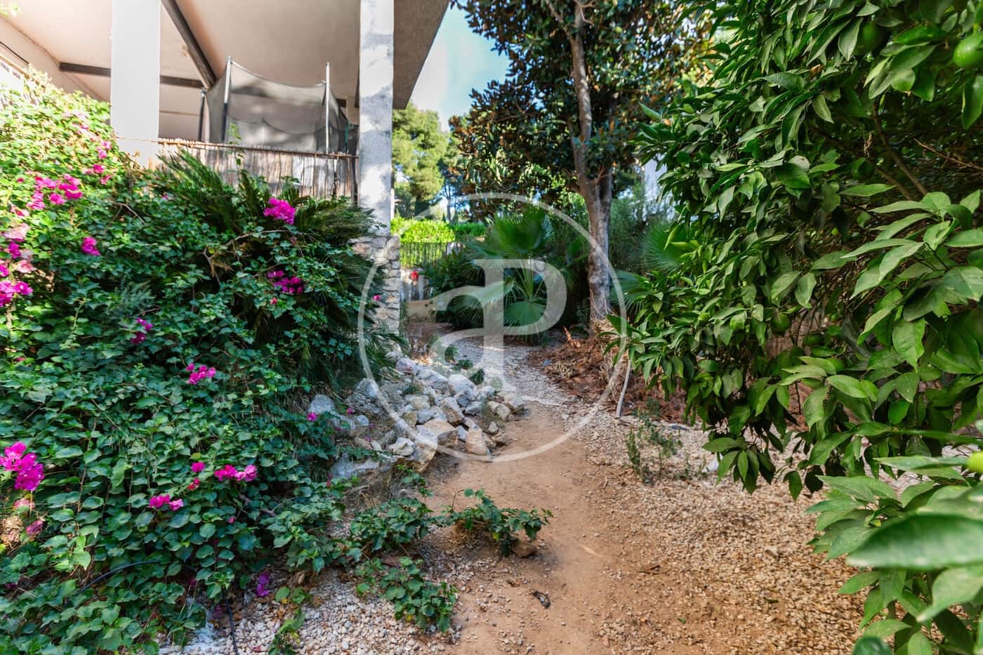 4 slaapkamer Villa te koop in Calicanto met zwembad - € 360.000 (Ref: 9176618)