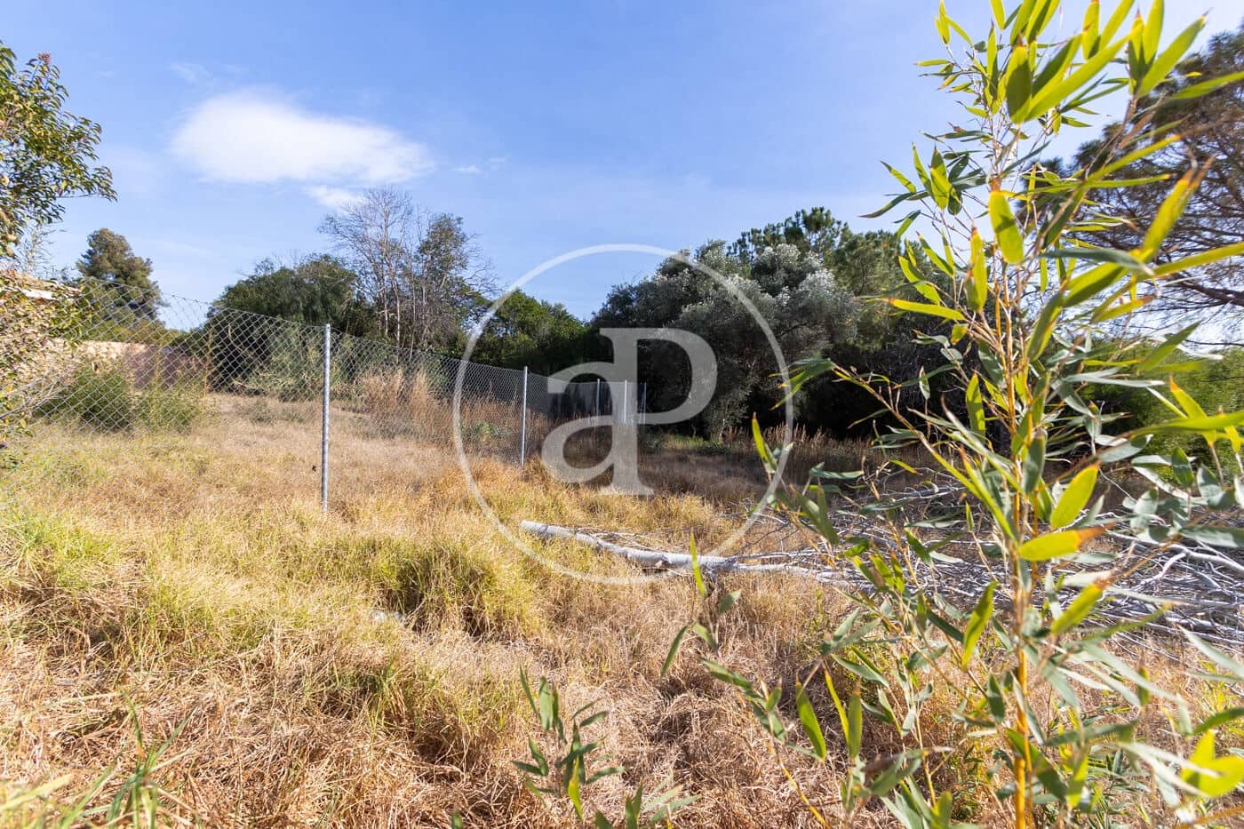 Grunde uden byggetilladelser til salg i L'Eliana - € 280.000 (Ref: 9181263)