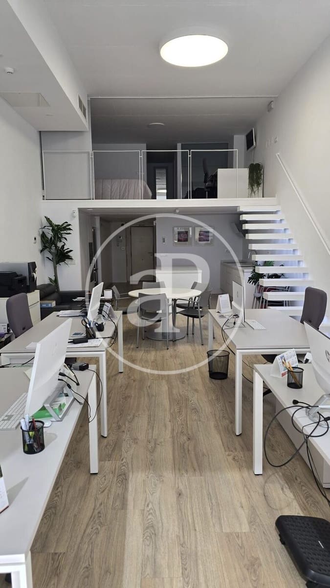 1 sypialnia Apartament na sprzedaż w Miasto Walencja z basenem - 350 000 € (Ref: 9181264)