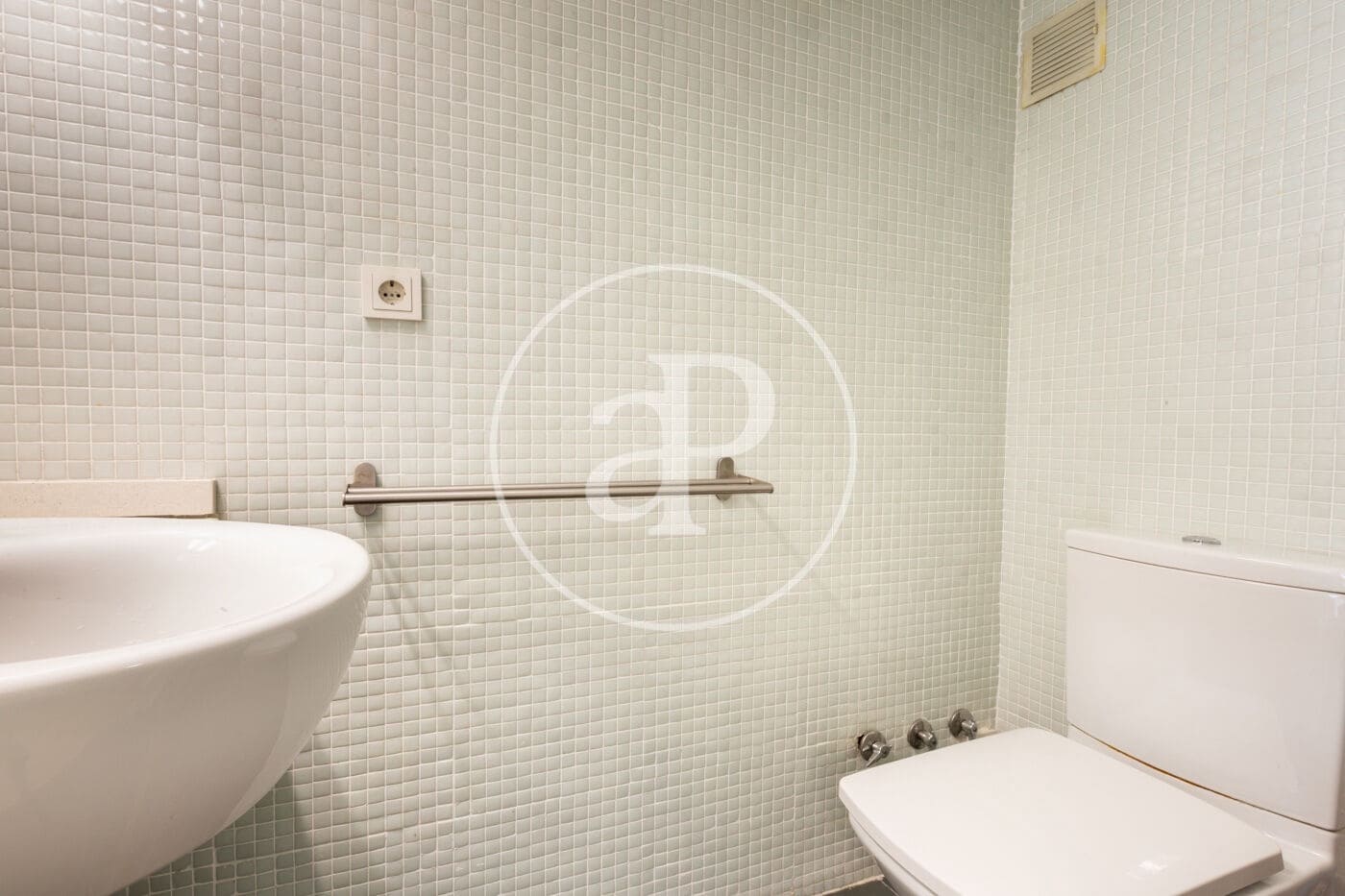 1 makuuhuone Huoneisto myytävänä paikassa Valencia kaupunki mukana uima-altaan - 295 000 € (Ref: 9181265)