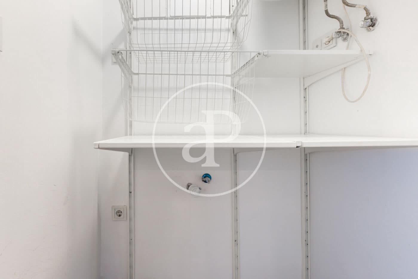 1 makuuhuone Huoneisto myytävänä paikassa Valencia kaupunki mukana uima-altaan - 295 000 € (Ref: 9181265)