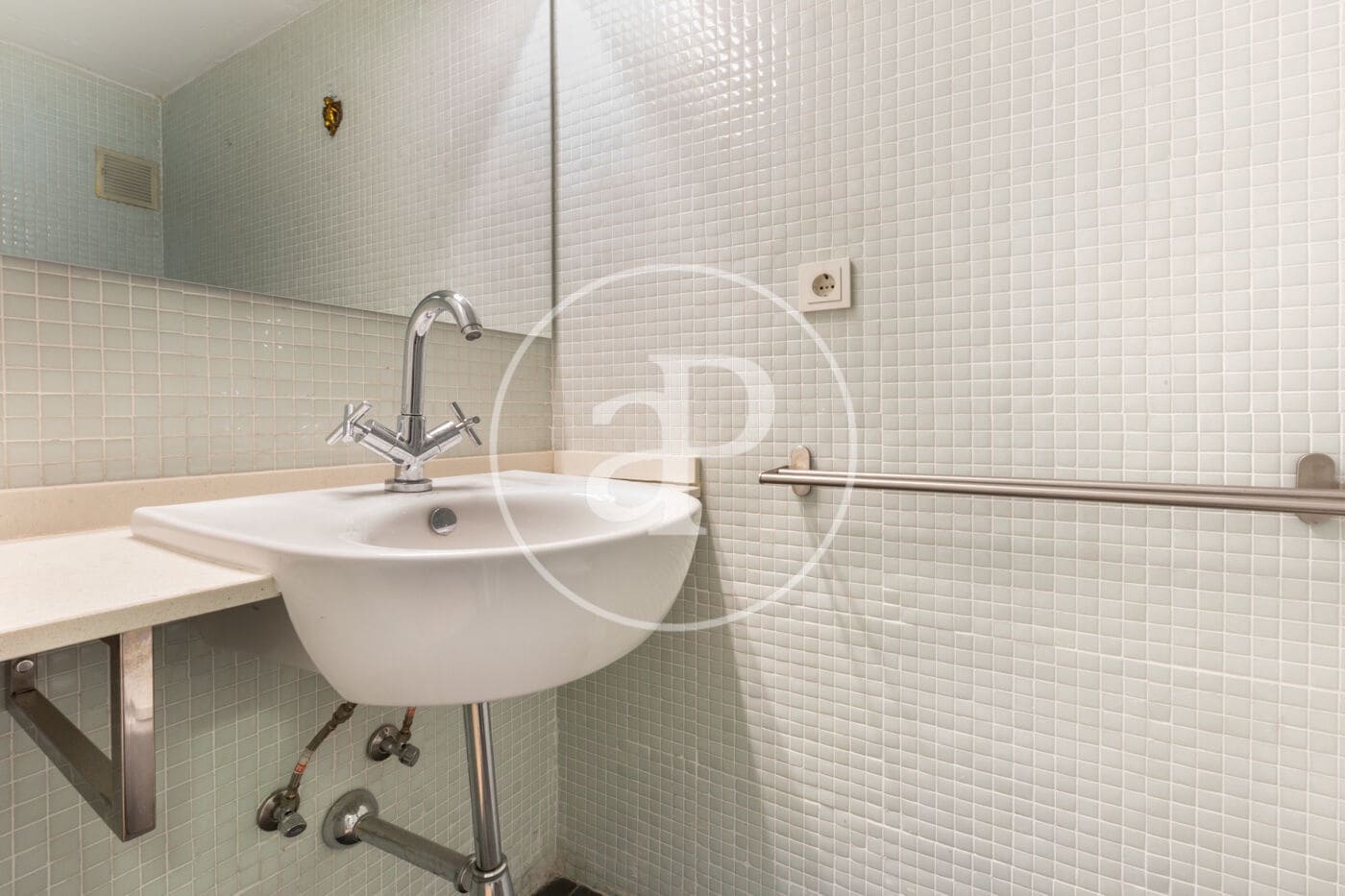 1 makuuhuone Huoneisto myytävänä paikassa Valencia kaupunki mukana uima-altaan - 295 000 € (Ref: 9181265)