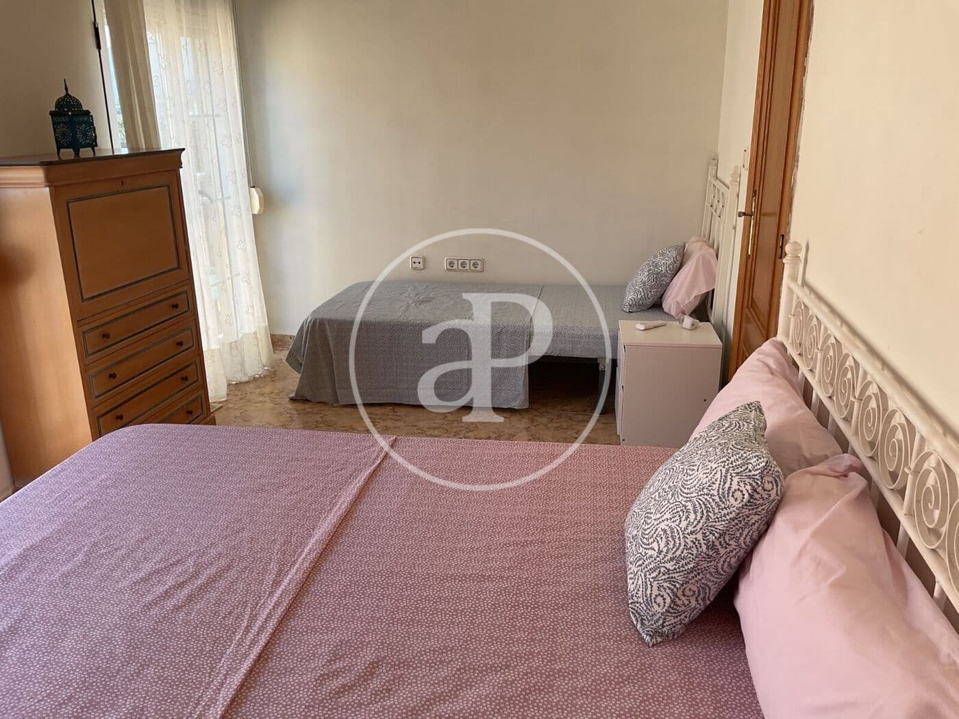 4 bedroom Villa for rent in Tavernes de la Valldigna - € 1,600 (Ref: 9185693)