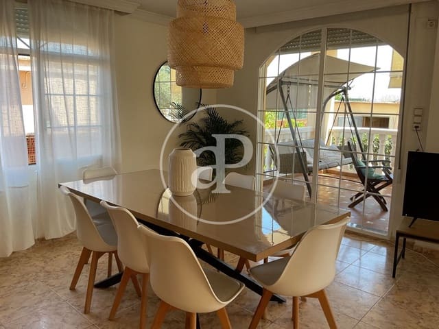 4 slaapkamer Villa te huur in Tavernes de la Valldigna met garage - € 3.000 (Ref: 9185693)