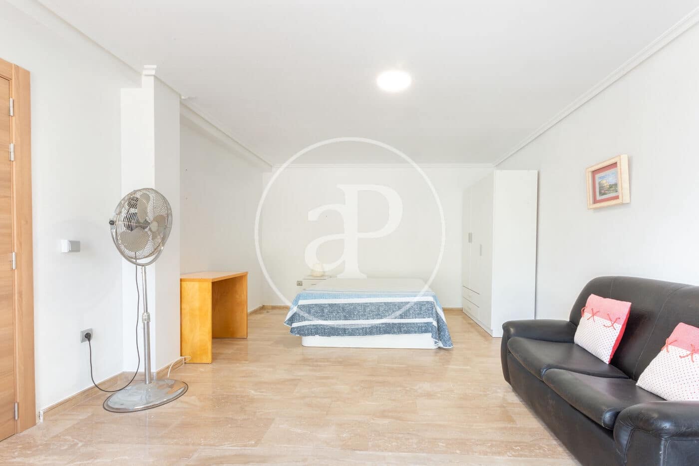 4 soveværelse Villa til salg i Calicanto med swimmingpool - € 495.000 (Ref: 9187190)