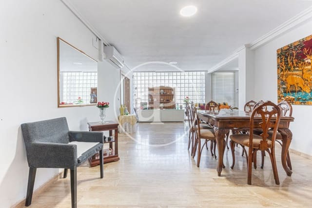 4 soveværelse Villa til salg i Calicanto, Godelleta med swimmingpool - € 495.000 (Ref: 9187190)