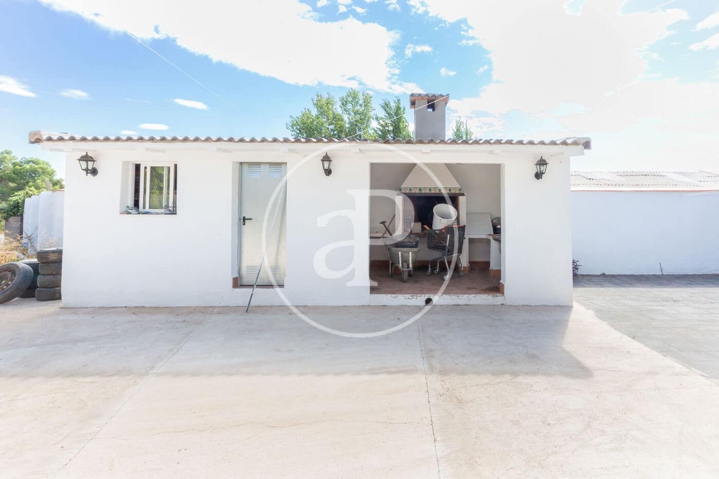 4 soveværelse Villa til salg i Calicanto med swimmingpool - € 495.000 (Ref: 9187190)