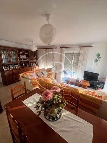 3 bedroom Apartment for rent in Centro ciudad, Javea / Xàbia - € 1,200 (Ref: 9187192)
