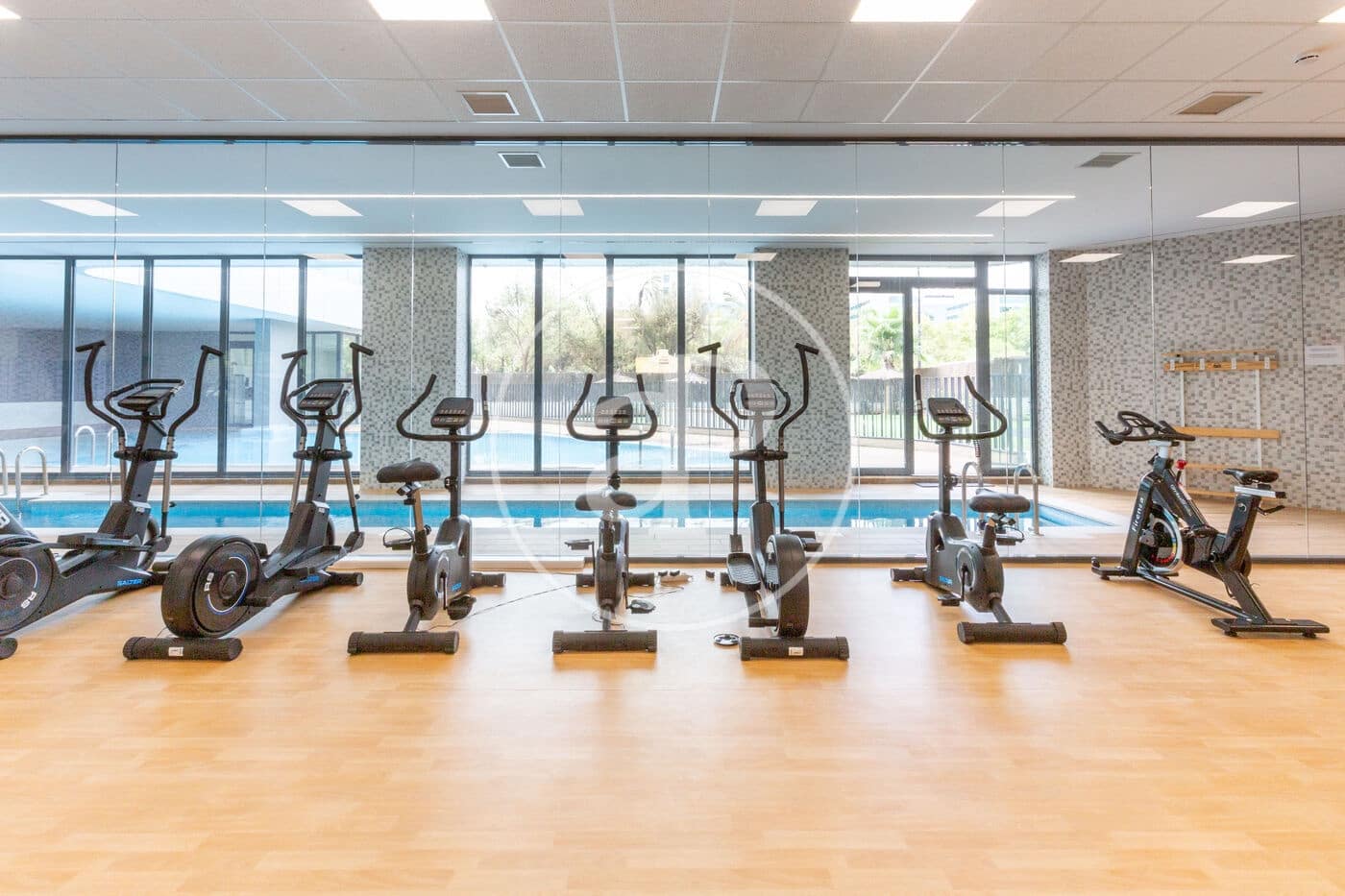 3 camera da letto Appartamento da affittare in Valencia citta con piscina - 2.500 € (Rif: 9188701)