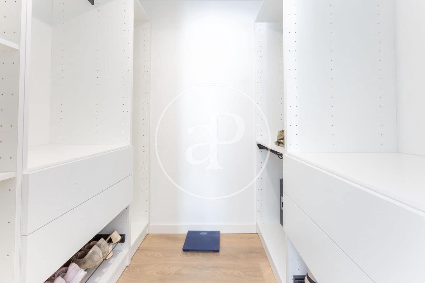 3 camera da letto Appartamento da affittare in Valencia citta con piscina - 2.500 € (Rif: 9188701)