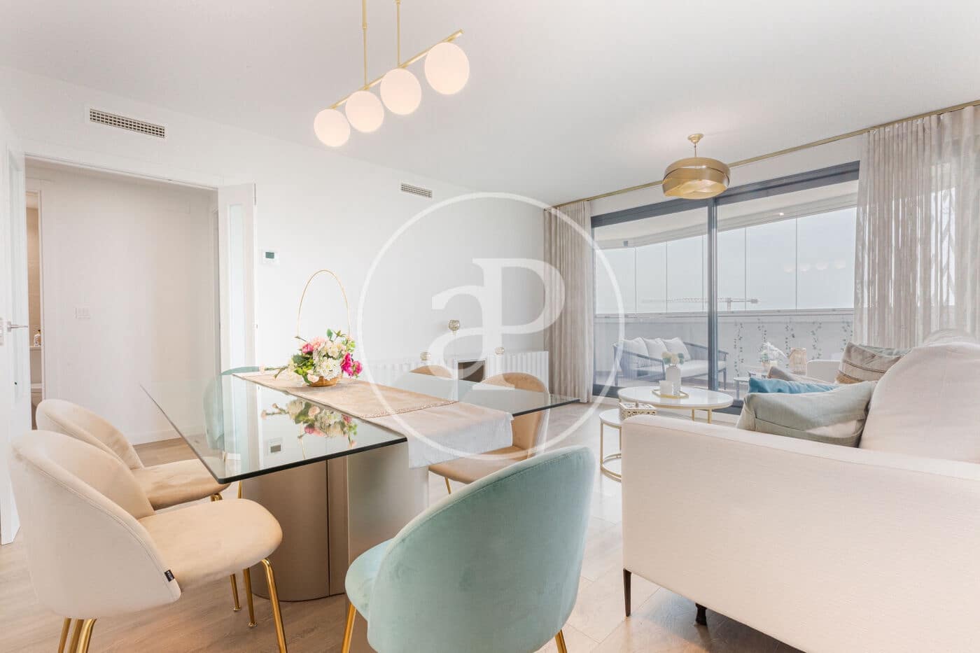 3 camera da letto Appartamento da affittare in Valencia citta con piscina - 2.500 € (Rif: 9188701)