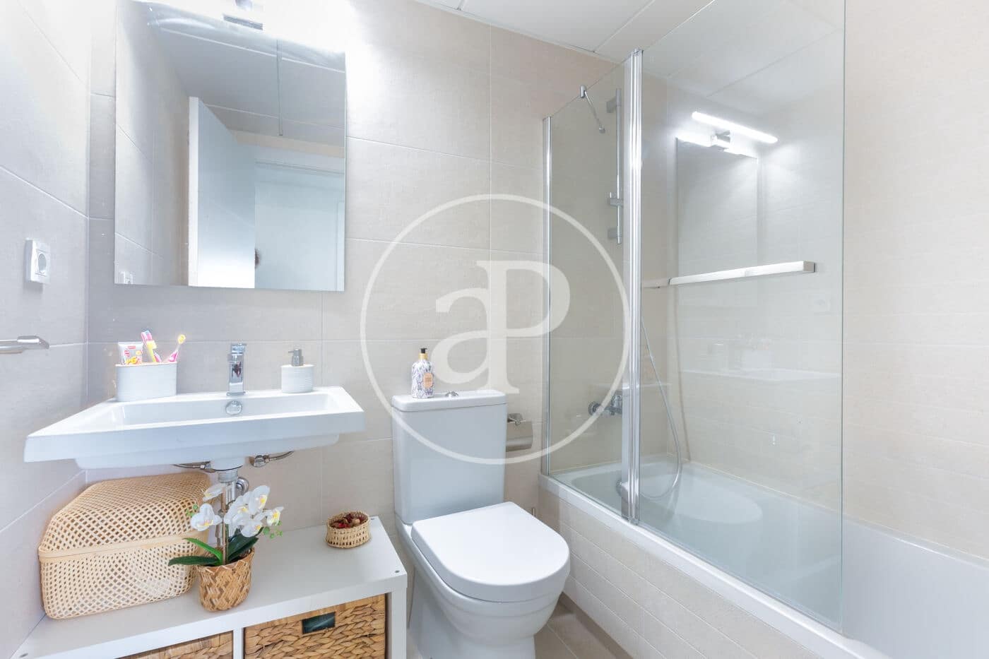 3 camera da letto Appartamento da affittare in Valencia citta con piscina - 2.500 € (Rif: 9188701)