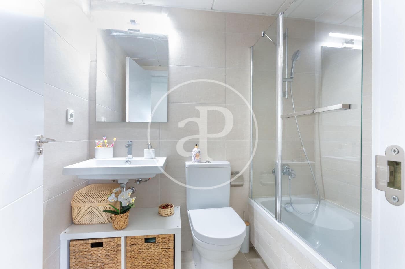 3 camera da letto Appartamento da affittare in Valencia citta con piscina - 2.500 € (Rif: 9188701)