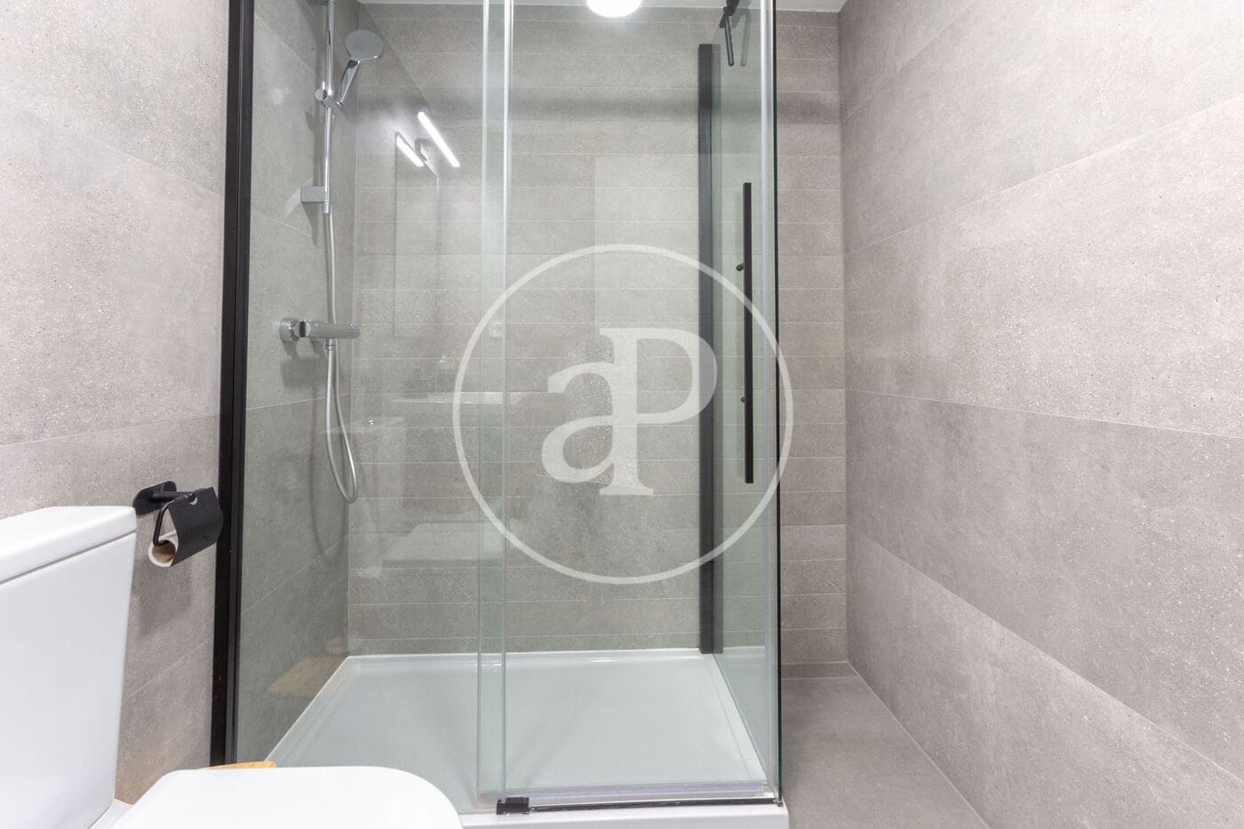 3 camera da letto Appartamento da affittare in Valencia citta con piscina - 2.500 € (Rif: 9188701)