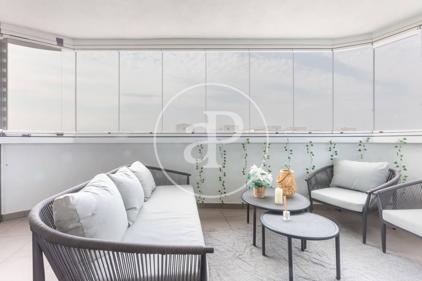 3 camera da letto Appartamento da affittare in Valencia citta con piscina - 2.500 € (Rif: 9188701)