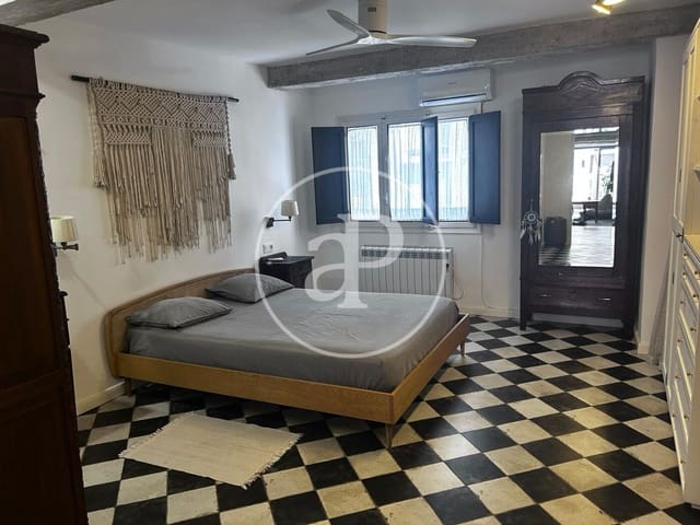 1 bedroom Apartment for rent in Cabanyal-Canyamelar, Valencia city - € 1,600 (Ref: 9188702)