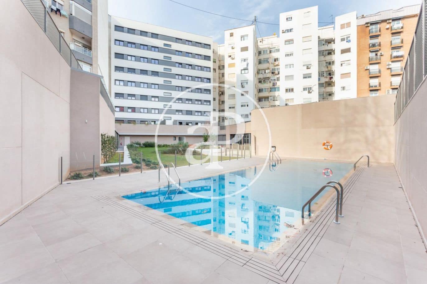 2 soveværelse Lejlighed til leje i Valencia by med swimmingpool garage - € 2.500 (Ref: 9191323)