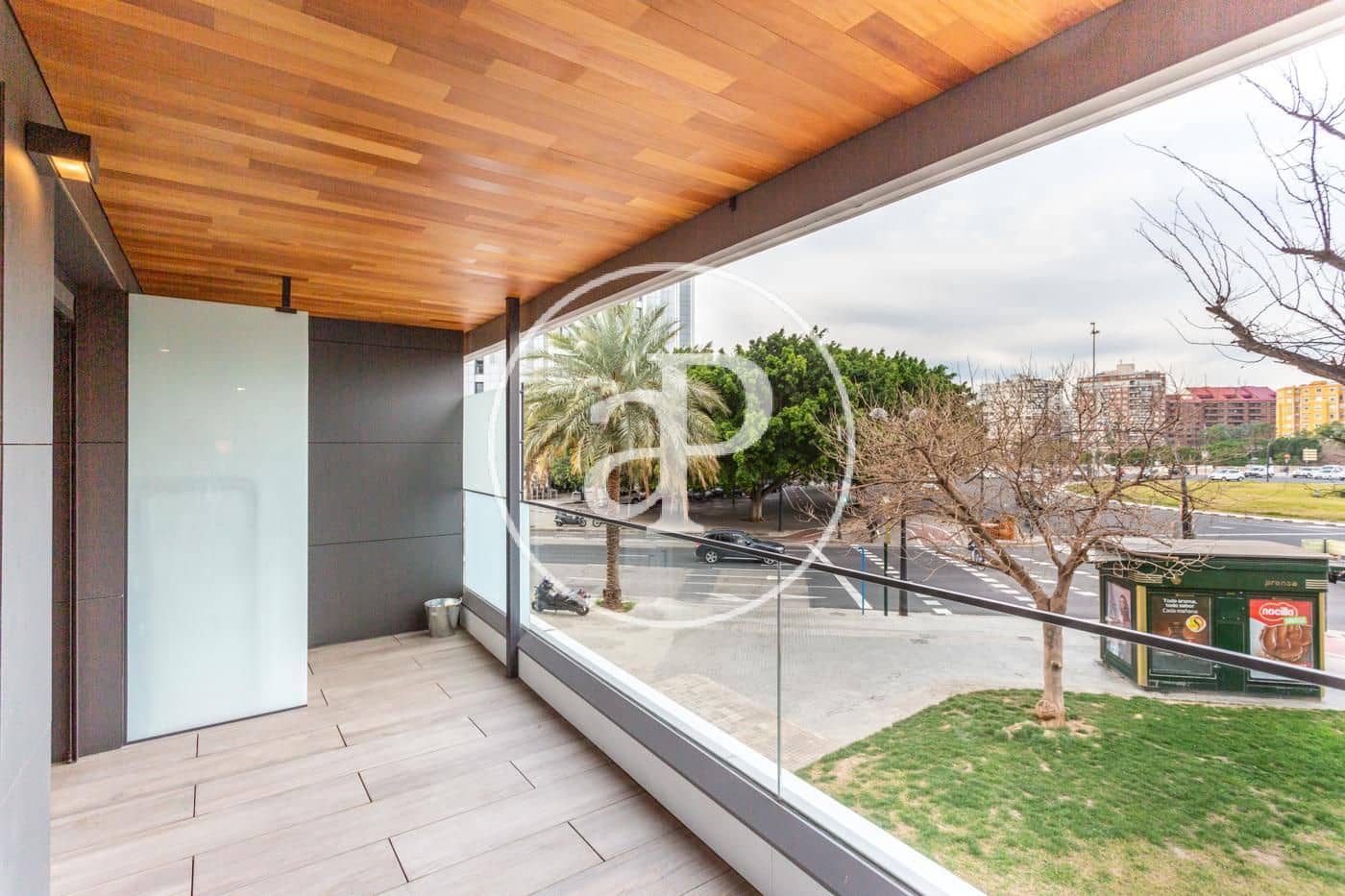 2 soveværelse Lejlighed til leje i Valencia by med swimmingpool garage - € 2.500 (Ref: 9191323)