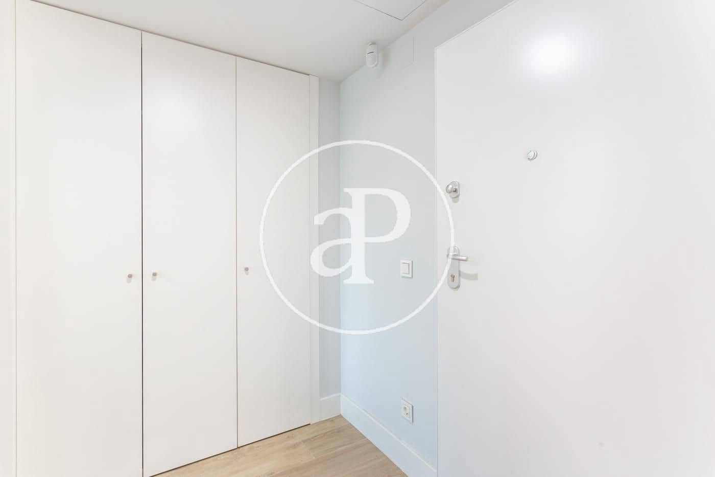 2 soveværelse Lejlighed til leje i Valencia by med swimmingpool garage - € 2.500 (Ref: 9191323)