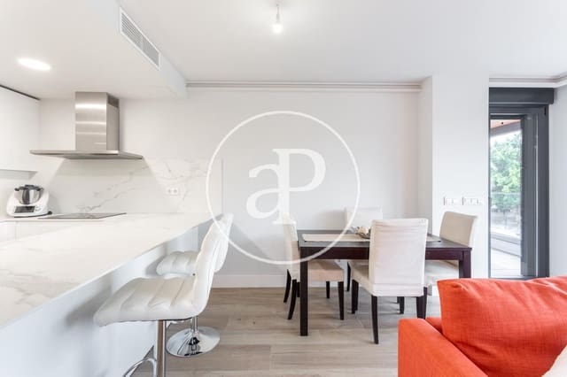 2 soveværelse Lejlighed til leje i Ciutat de les Arts i de les Ciencies, Valencia by med swimmingpool garage - € 2.500 (Ref: 9191323)